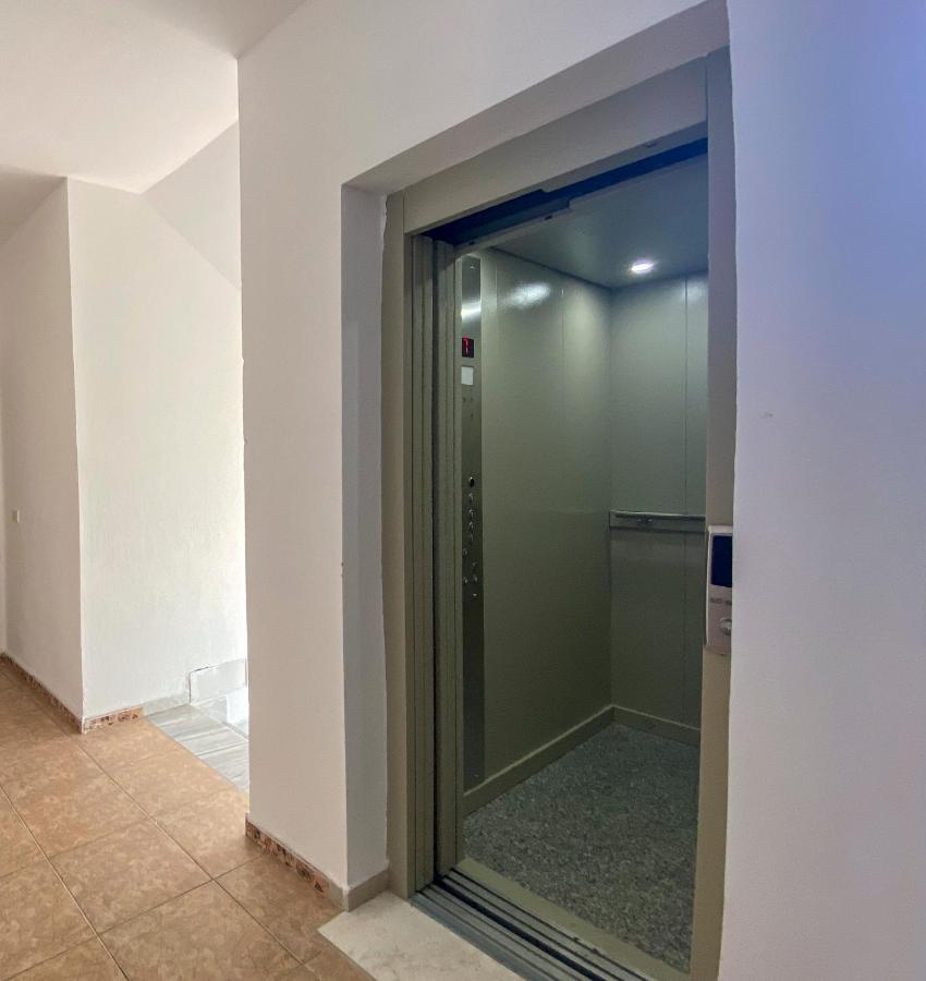 The White Corner Apartment Durres Exterior photo